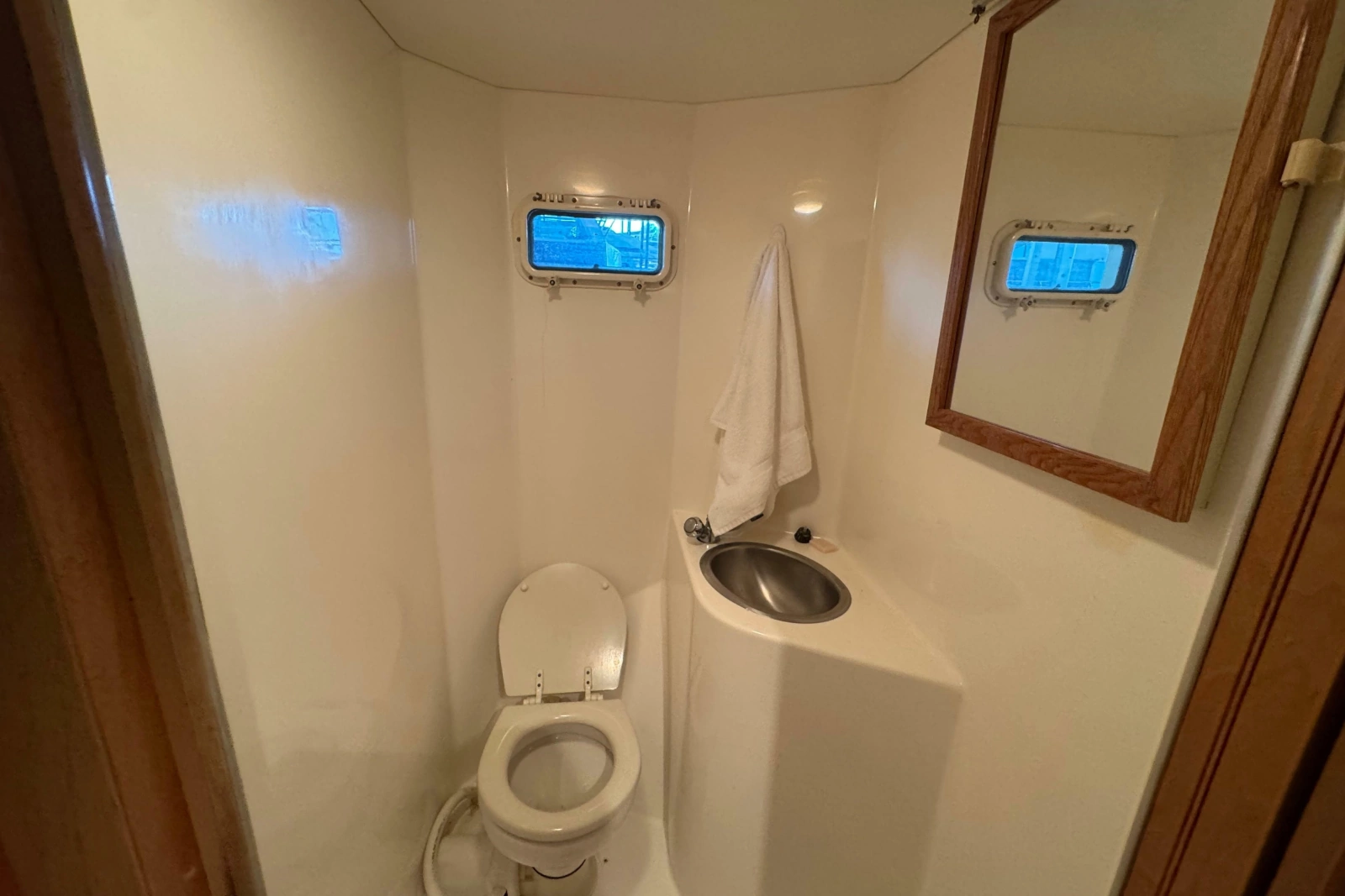 1993 Gibson 44 CABIN YACHT