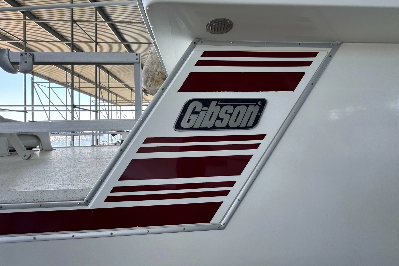 1993 Gibson 44 CABIN YACHT