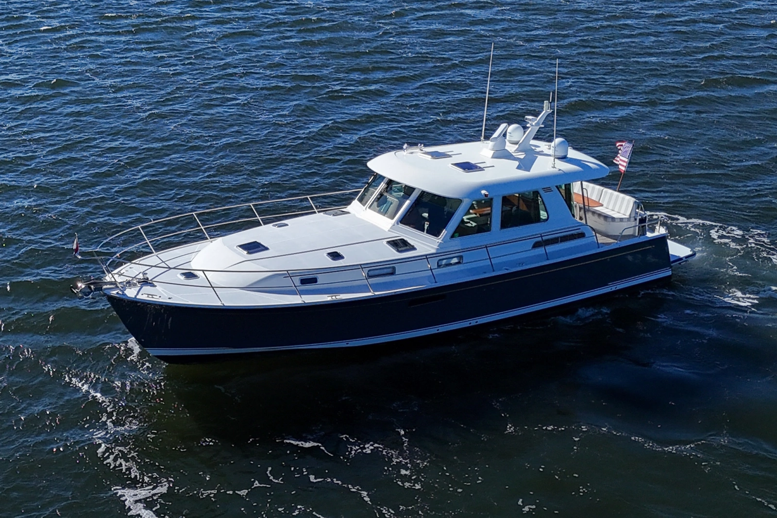 2022 Sabre 48 Salon Express