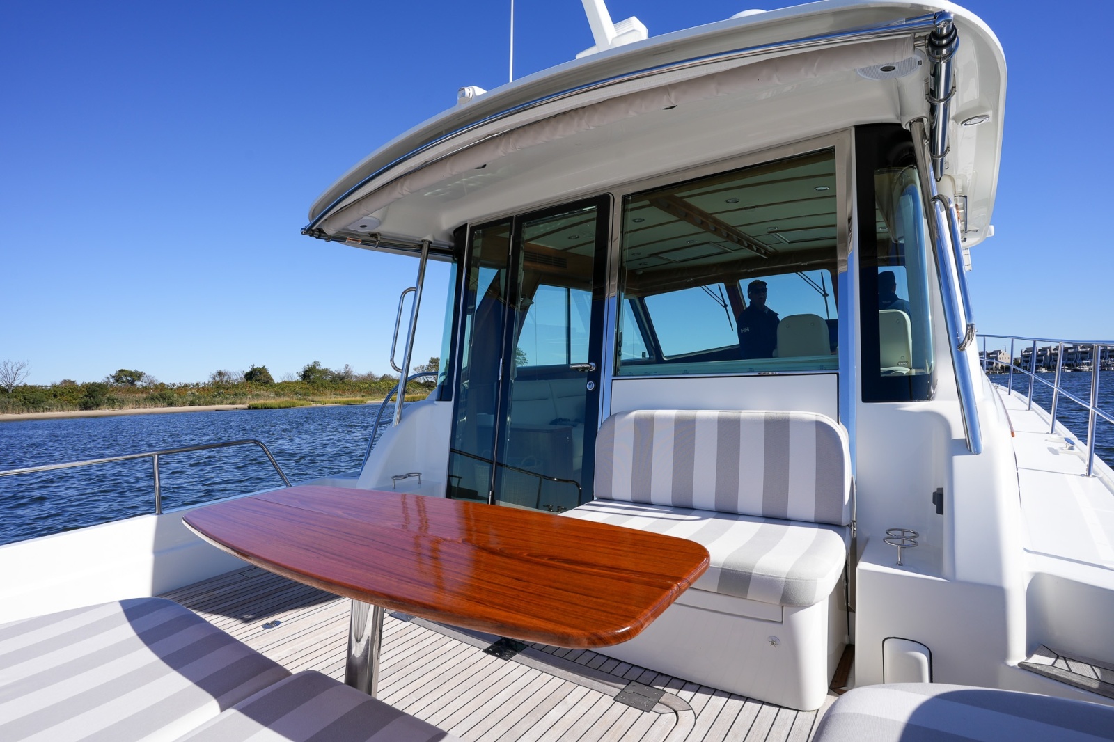 2022 Sabre 48 Salon Express