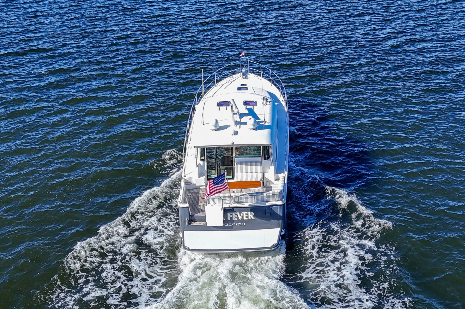 2022 Sabre 48 Salon Express