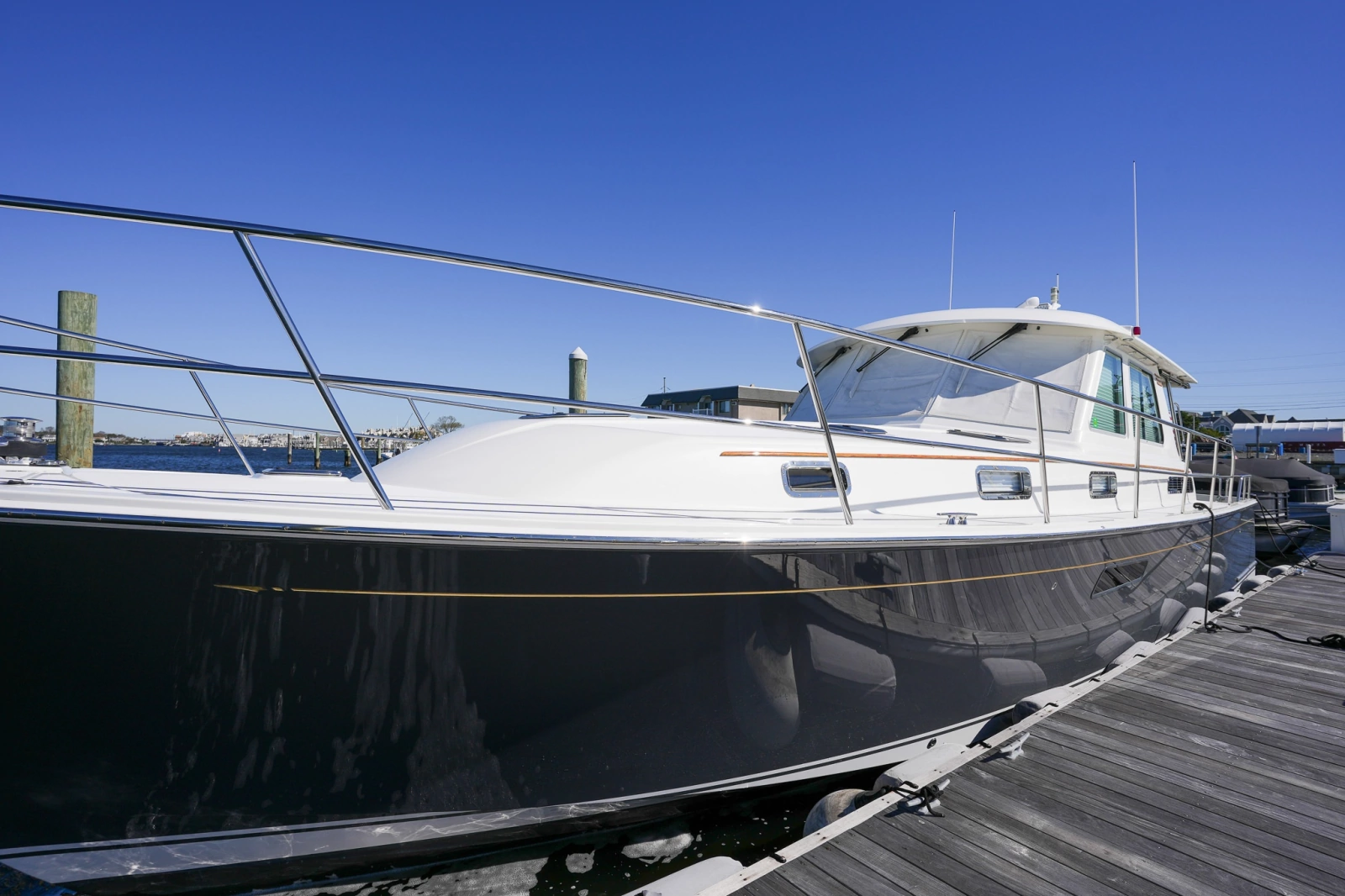 2022 Sabre 48 Salon Express