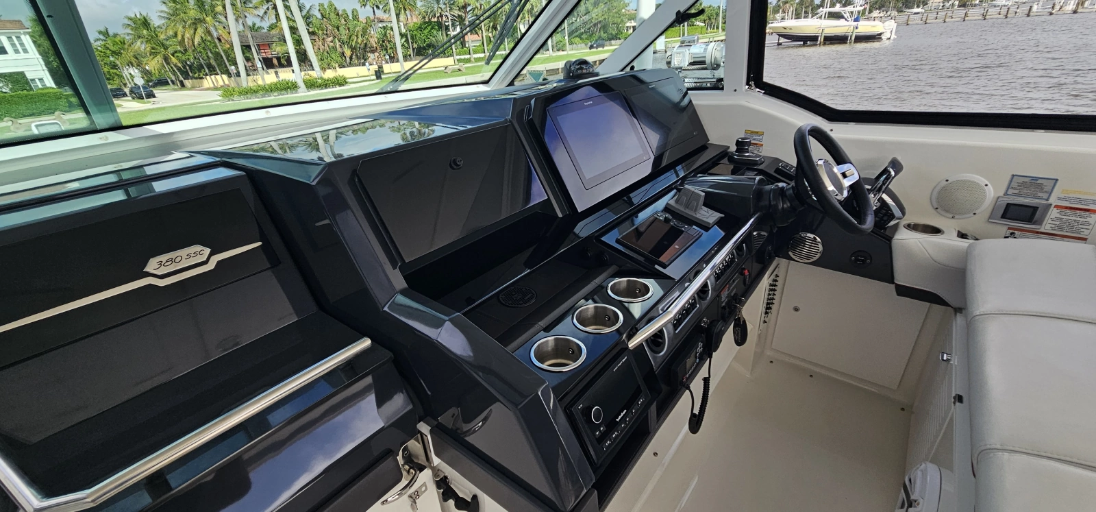 2022 Formula 380 Super Sport Crossover OB