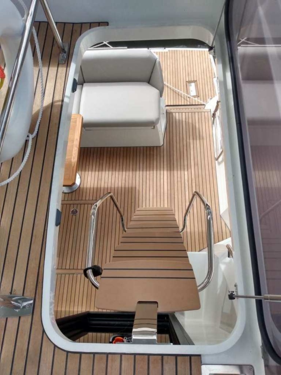 2022 Prestige 460