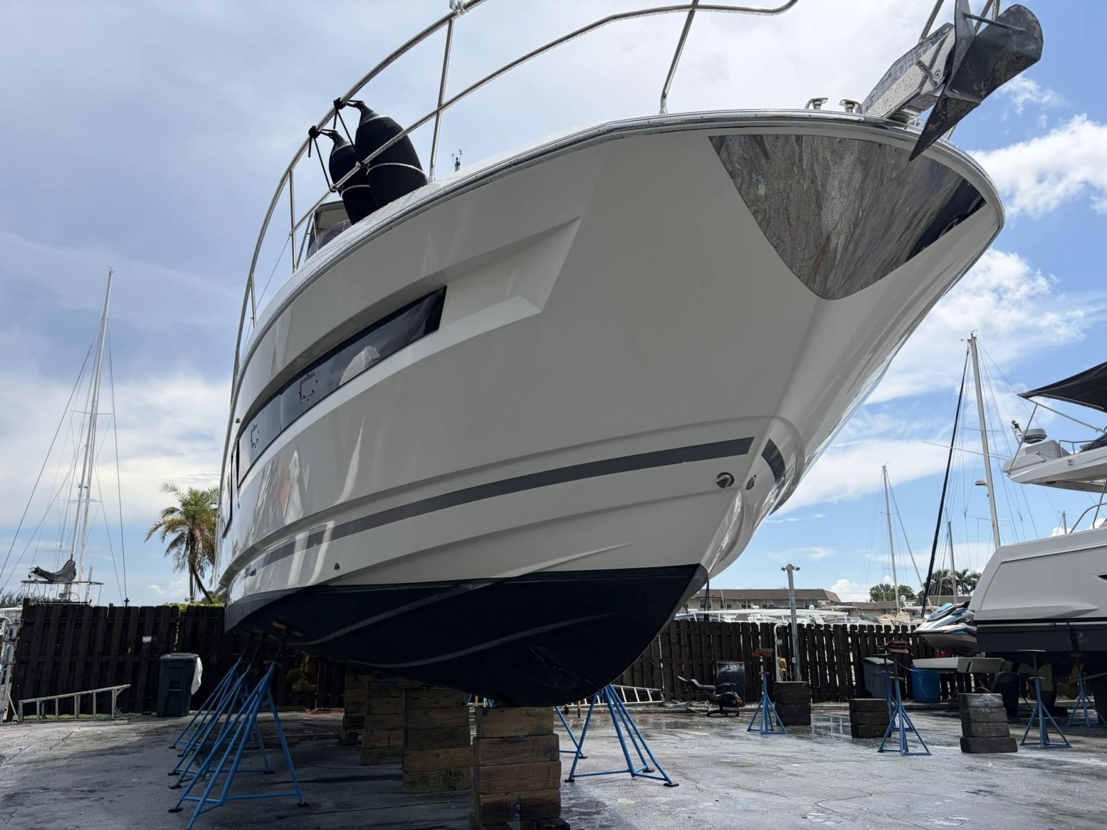 2022 Prestige 460