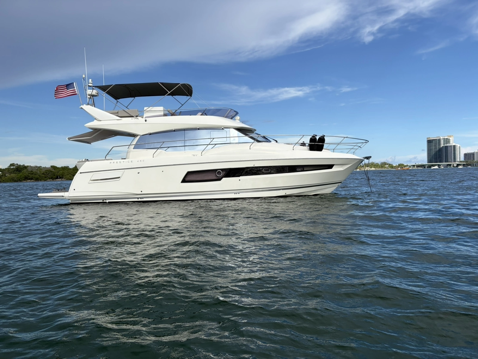 2022 Prestige 460