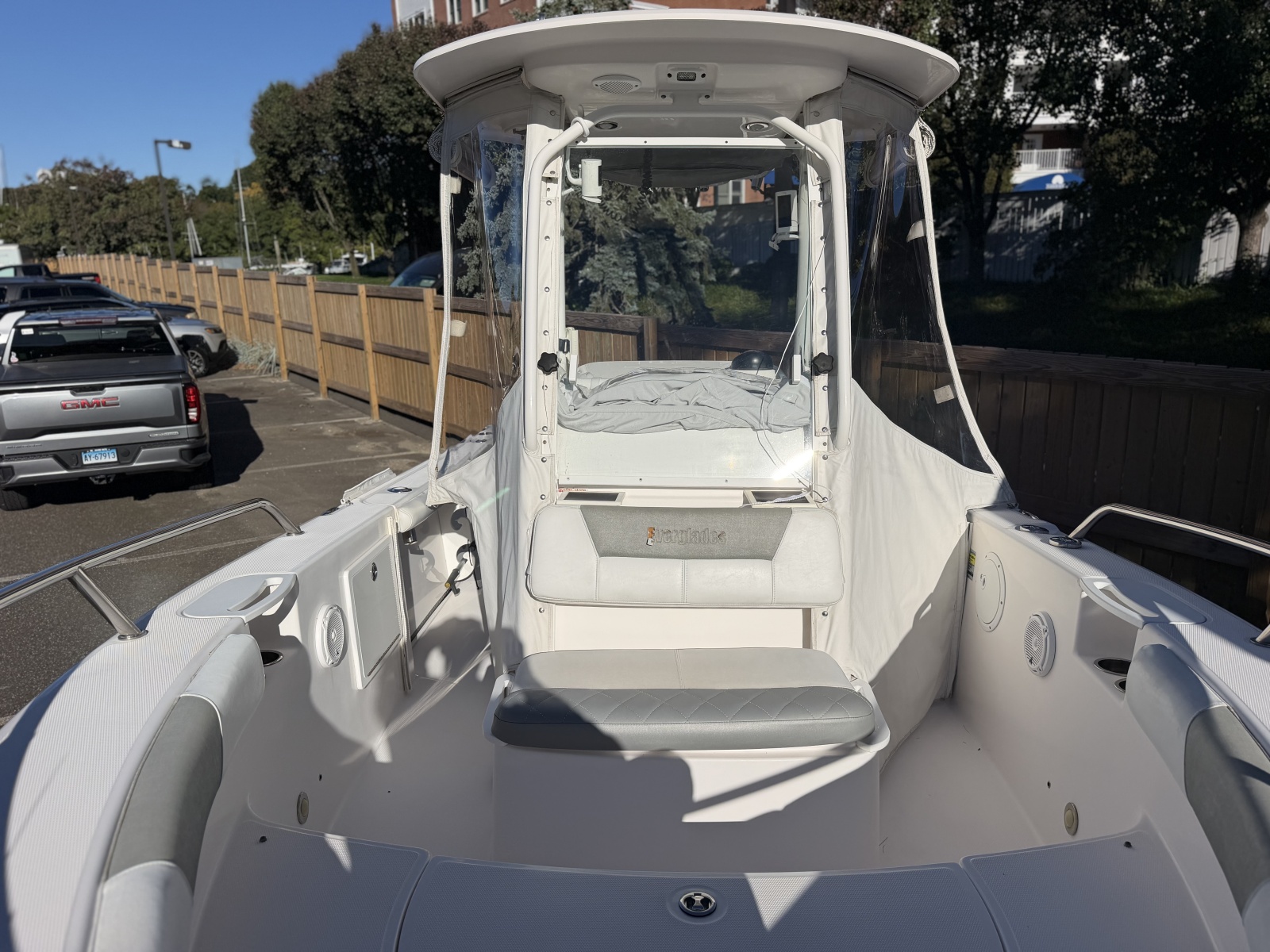 2014 Everglades 230 Center Console