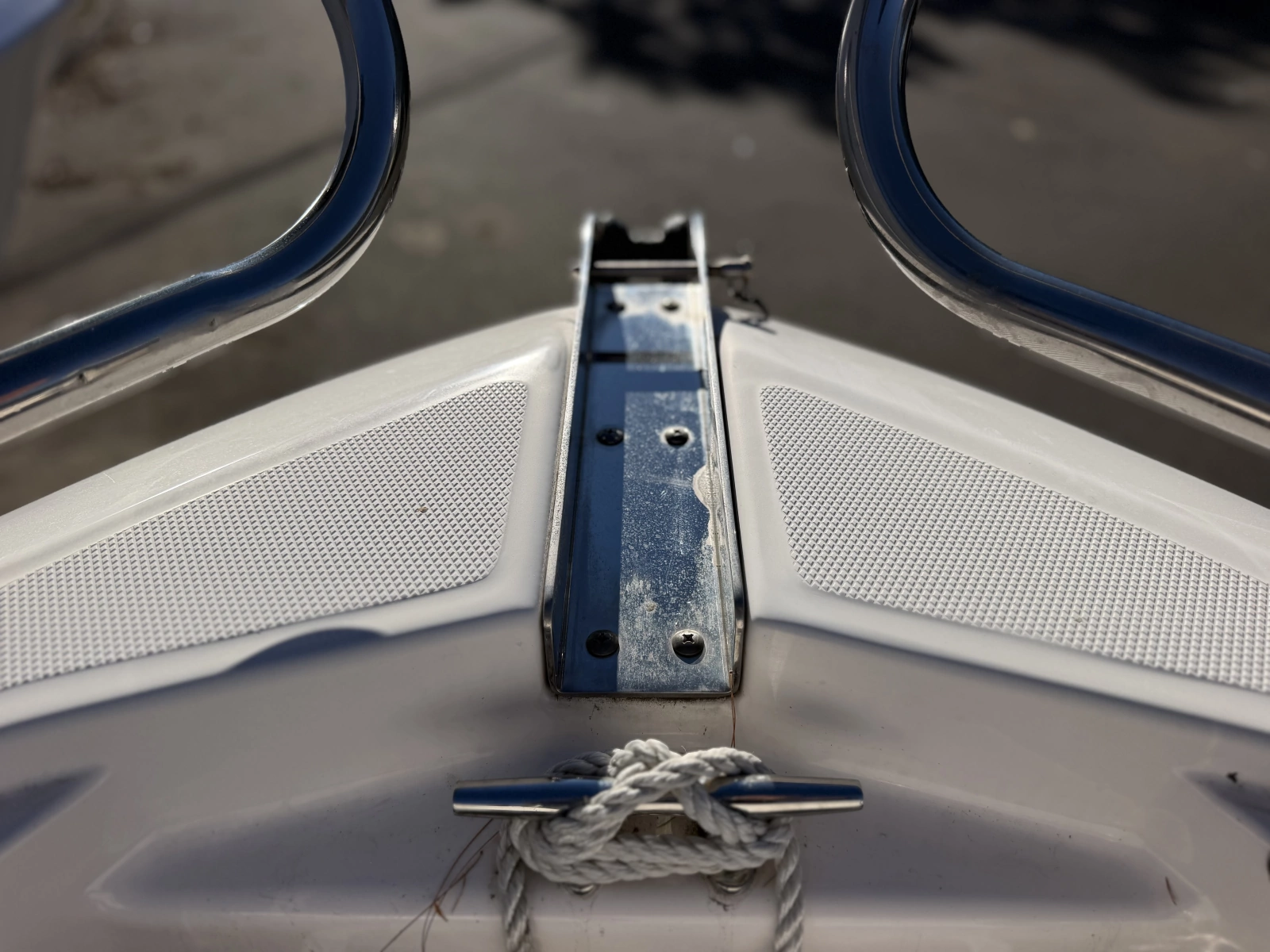 2014 Everglades 230 Center Console