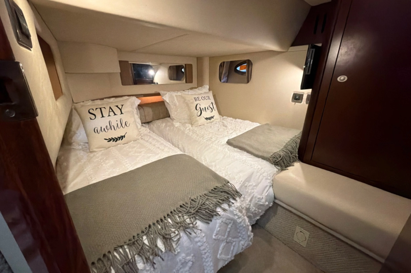 2007 Sea Ray 44 Sedan Bridge