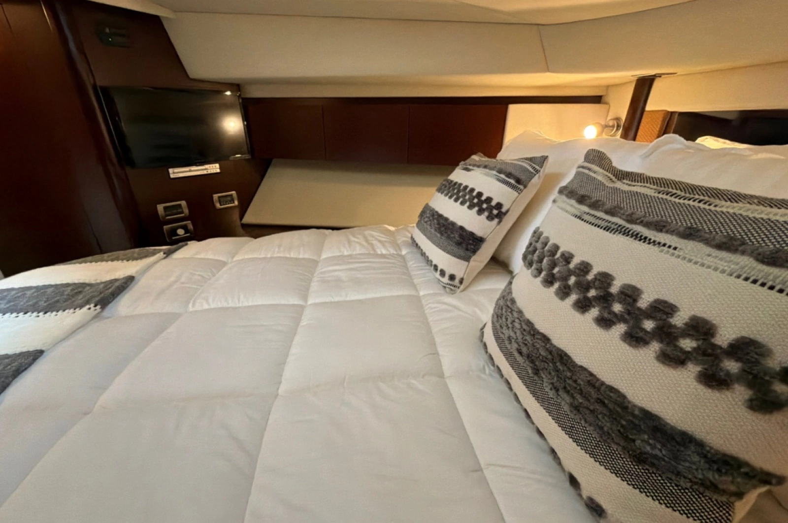 2007 Sea Ray 44 Sedan Bridge