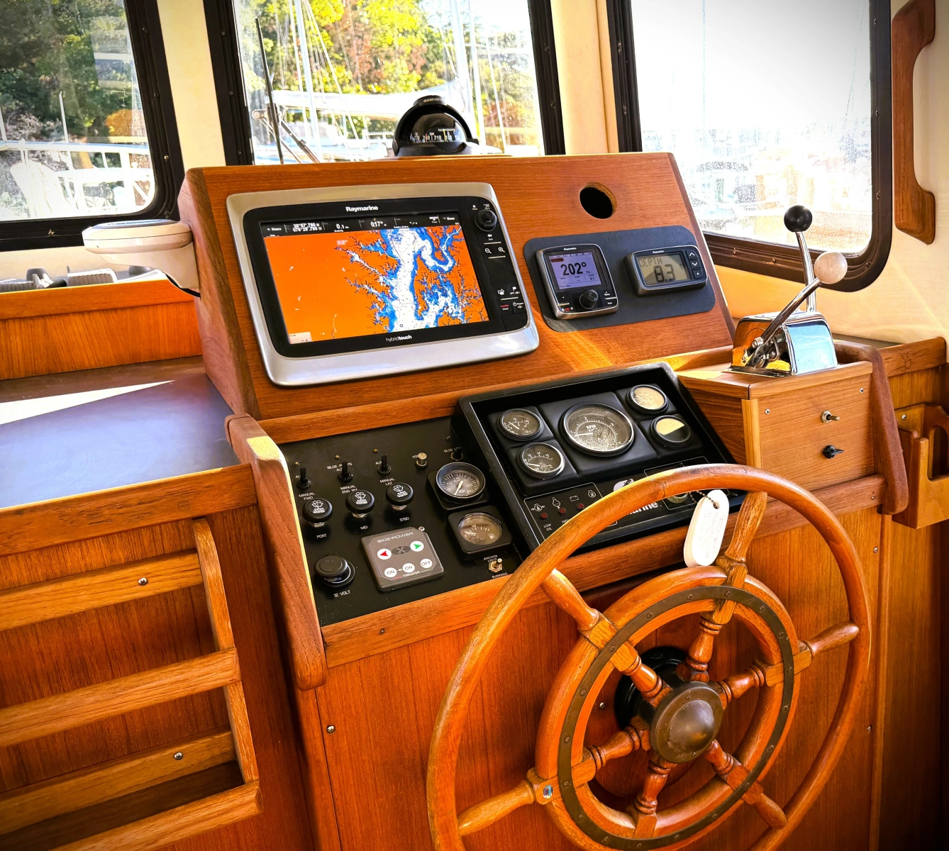 2004 Nordic Tugs 32