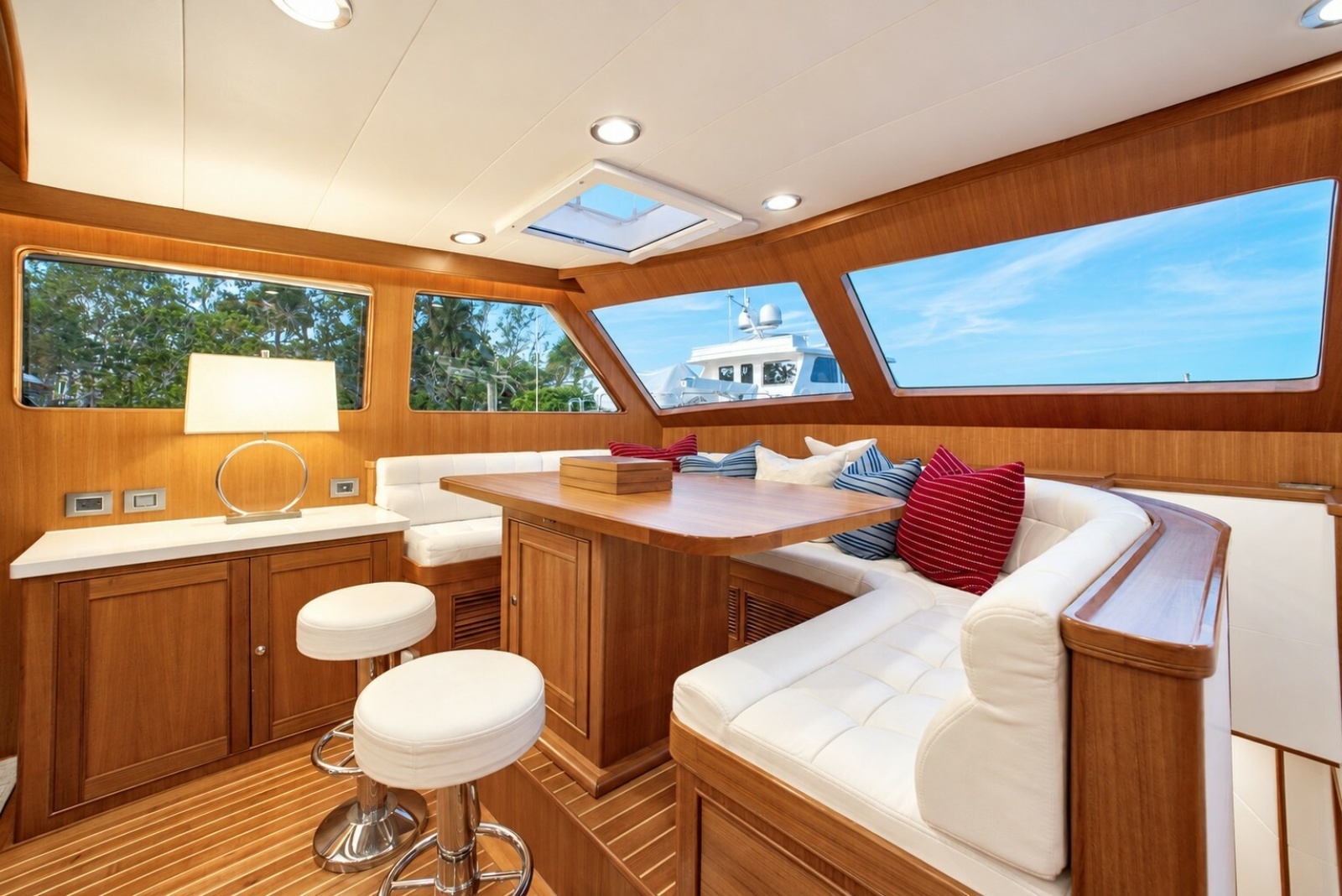 2017 Marlow Explorer 80E-CB