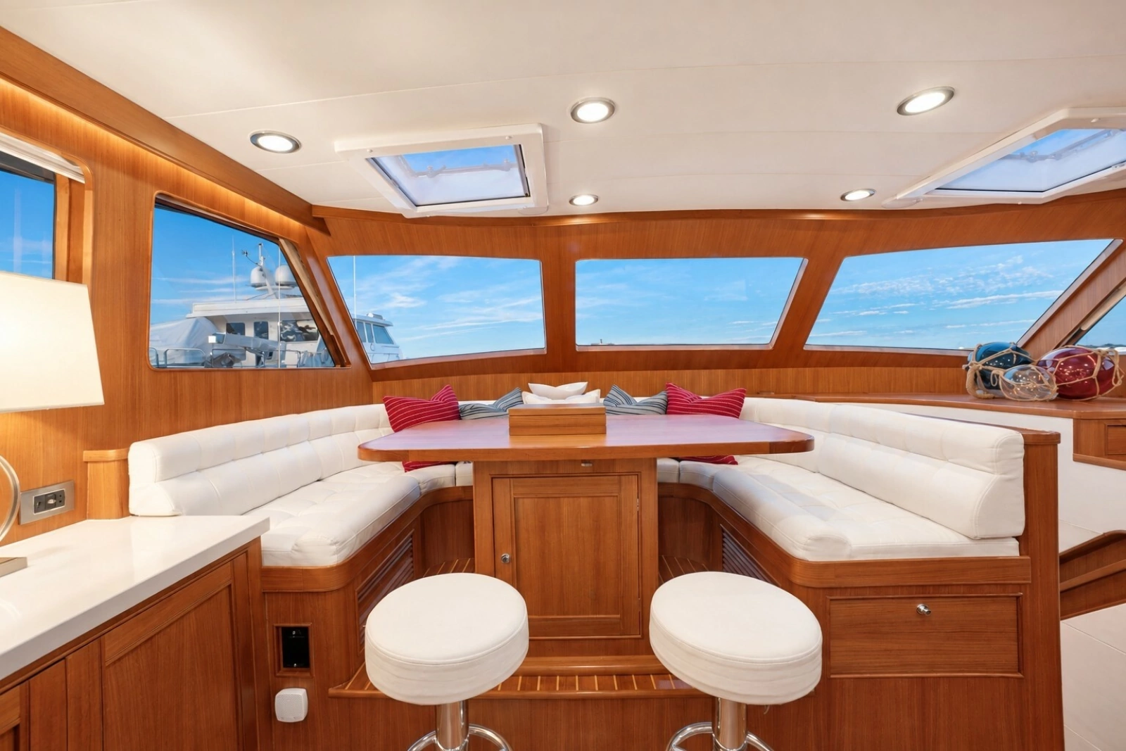 2017 Marlow Explorer 80E-CB