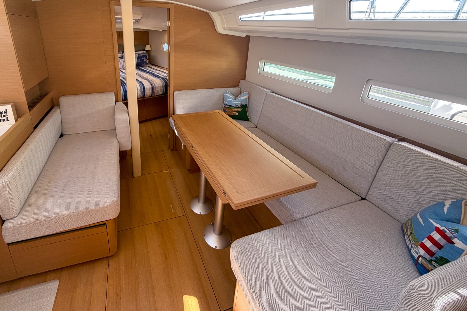 2024 Jeanneau Sun Odyssey 410