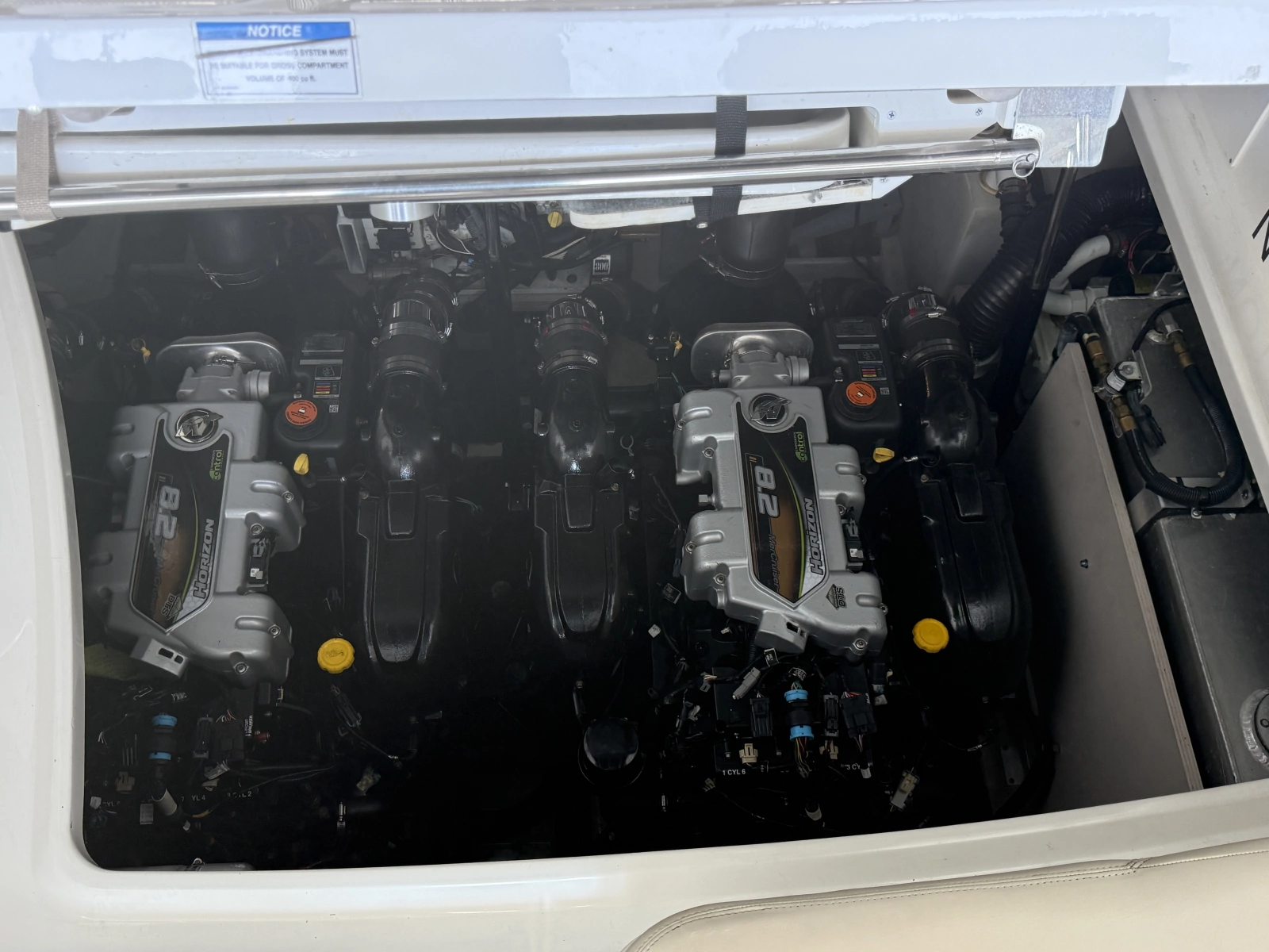 2013 Sea Ray Sundancer 350