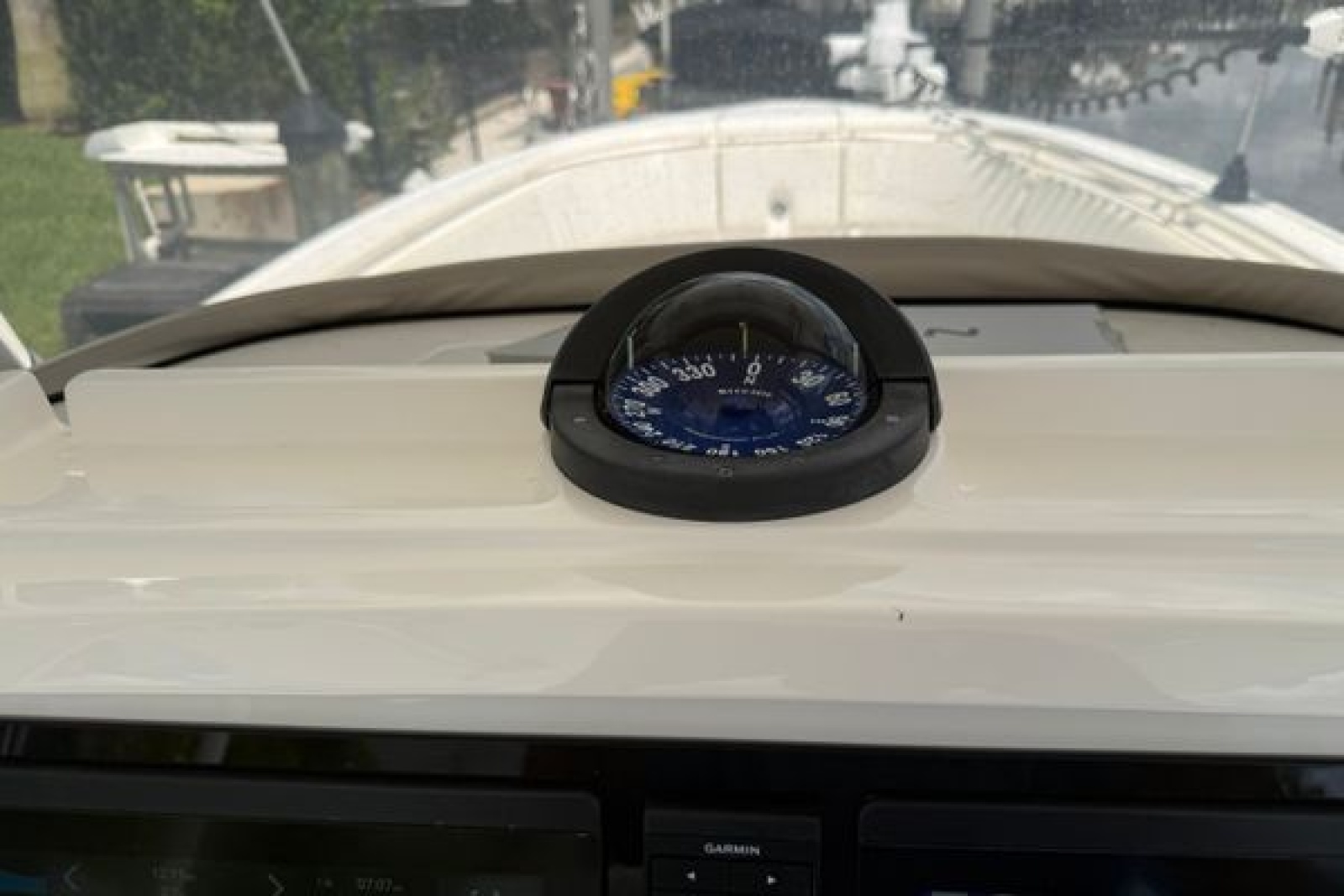 2014 Intrepid 327
