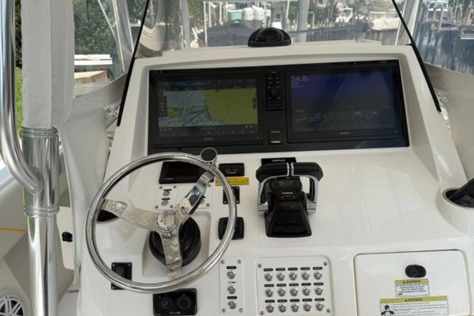 2014 Intrepid 327