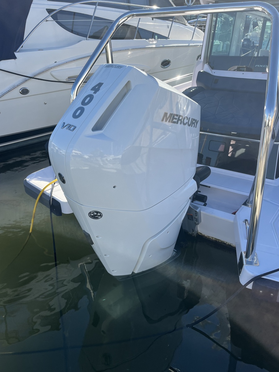 2026 Axopar Cross Cabin