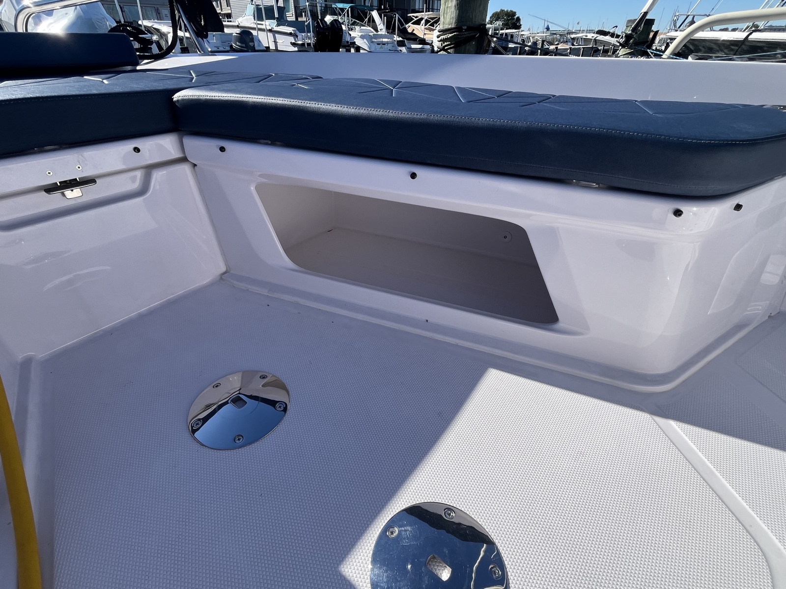 2026 Axopar Cross Cabin