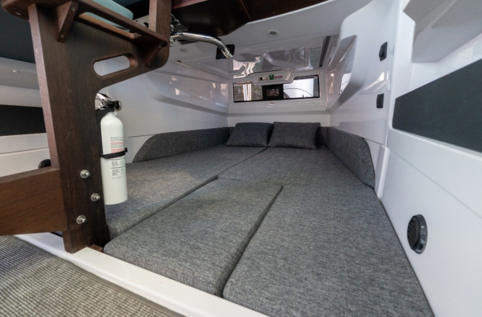 2026 Axopar Cross Cabin