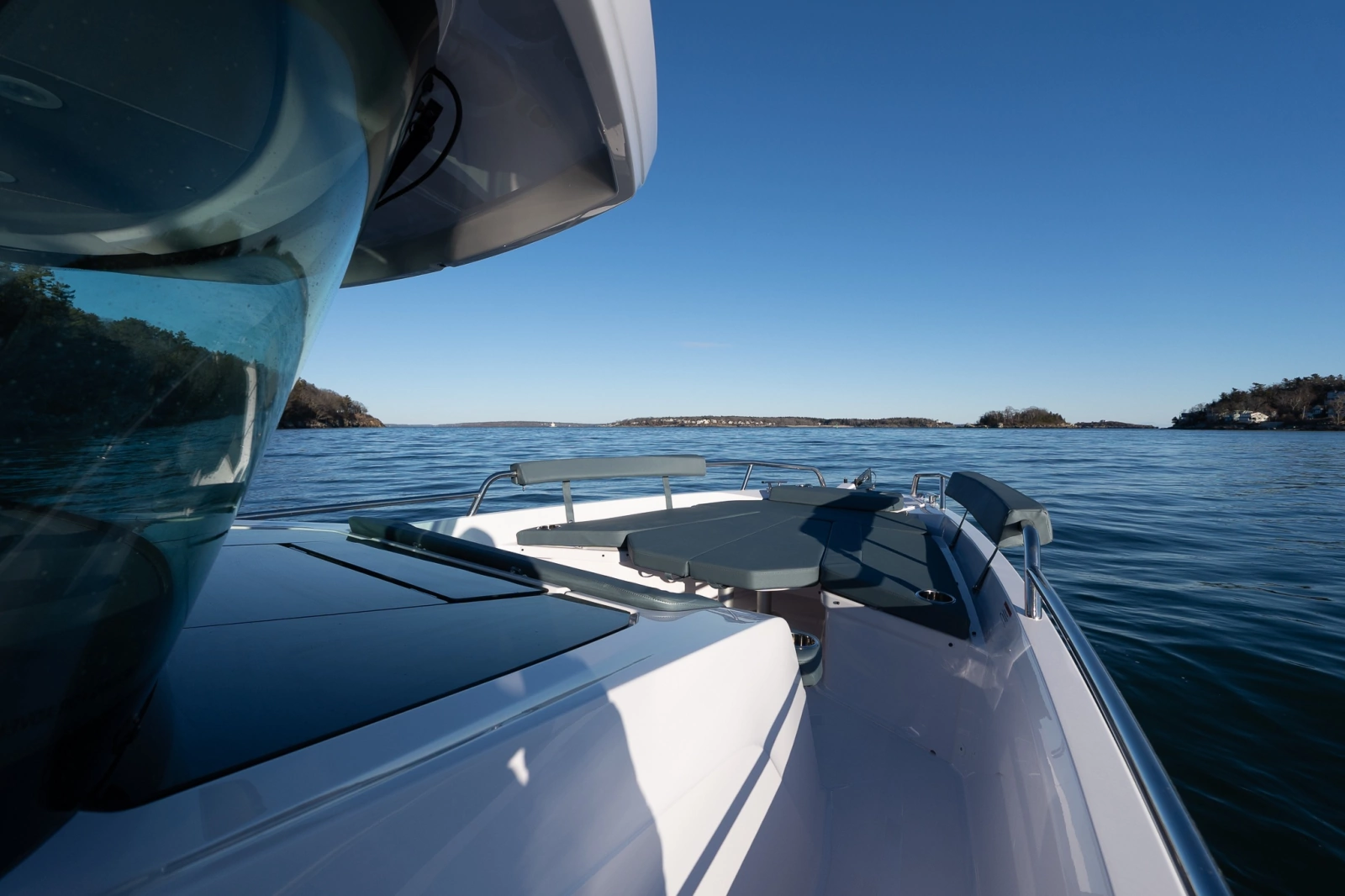 2026 Axopar Cross Cabin