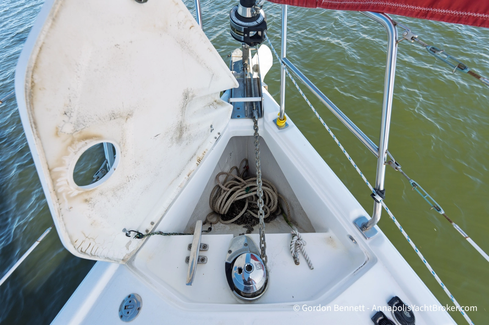 2005 Hunter 38