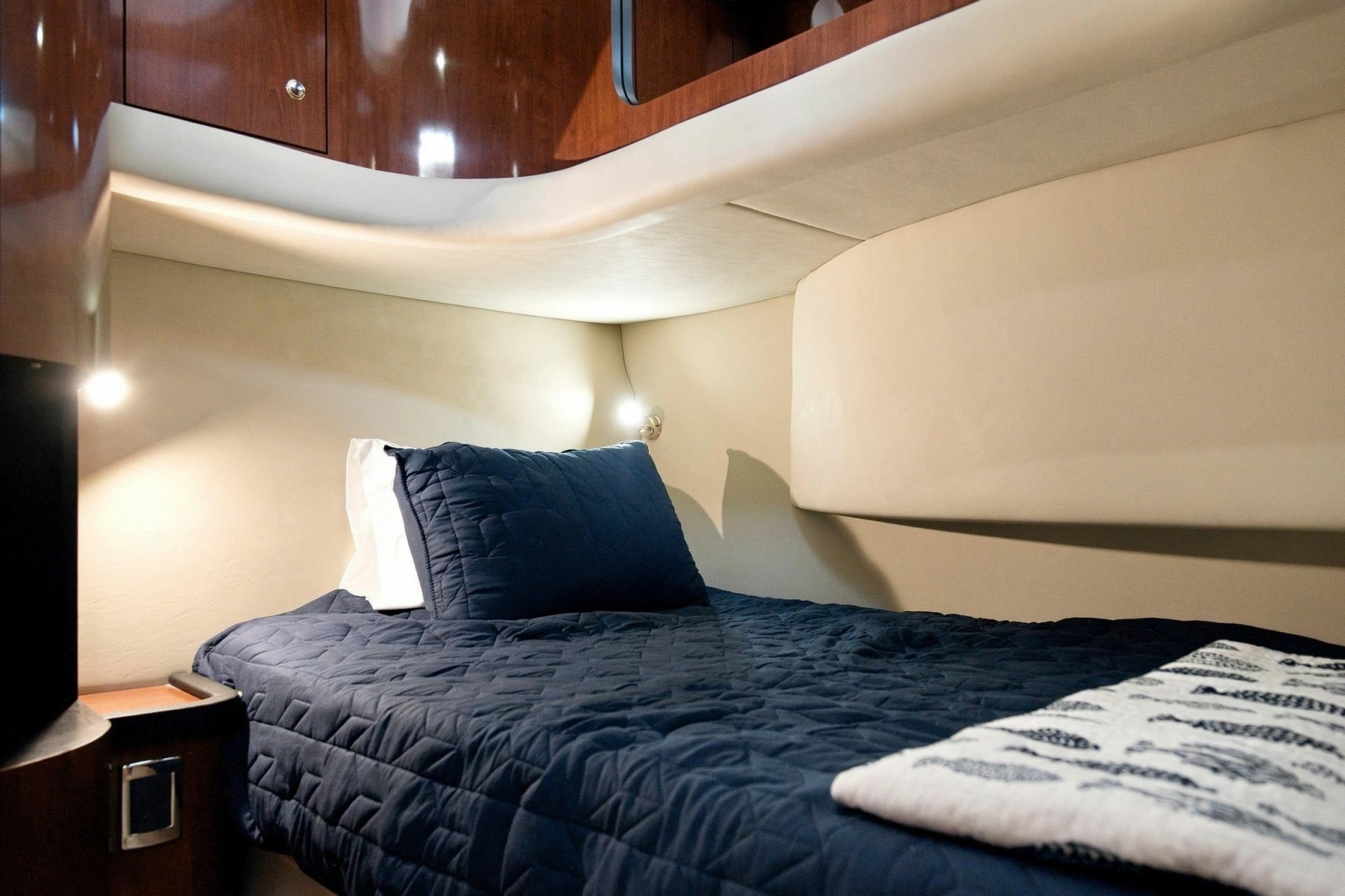 2003 Sea Ray 450 Express Bridge