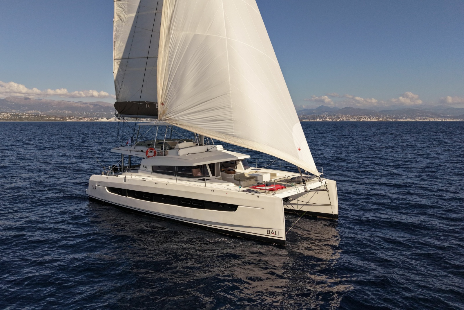 2024 Catana Bali 5.4 — GALOÉ