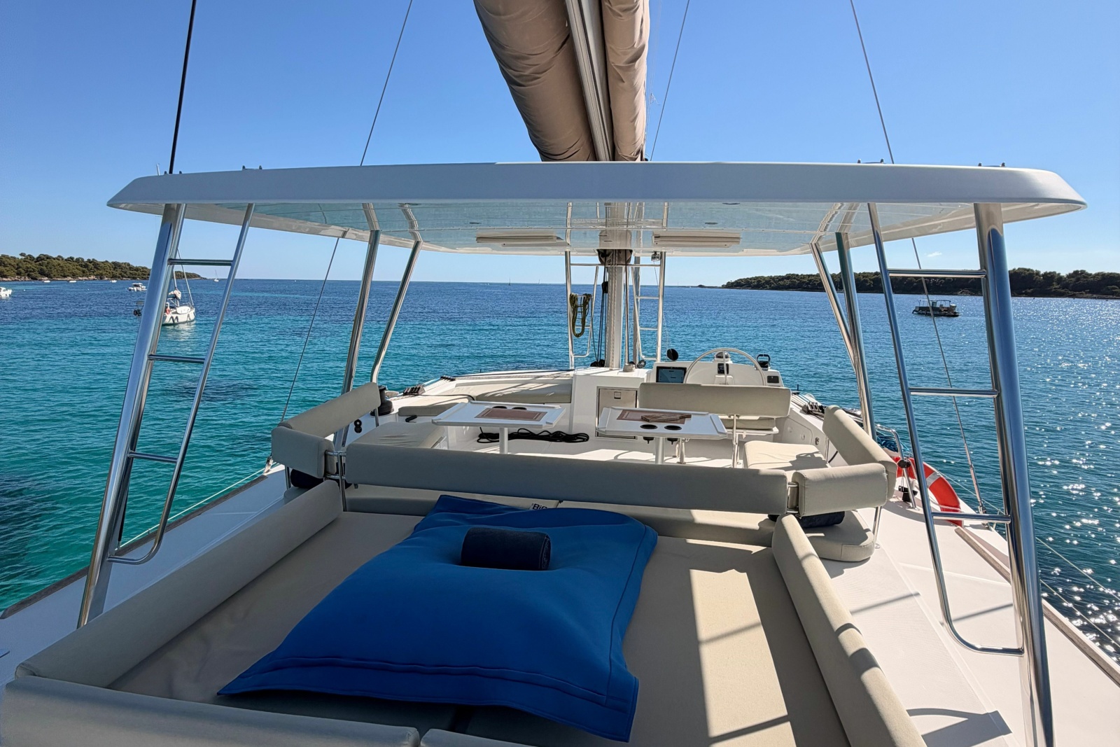2024 Catana Bali 5.4 — GALOÉ