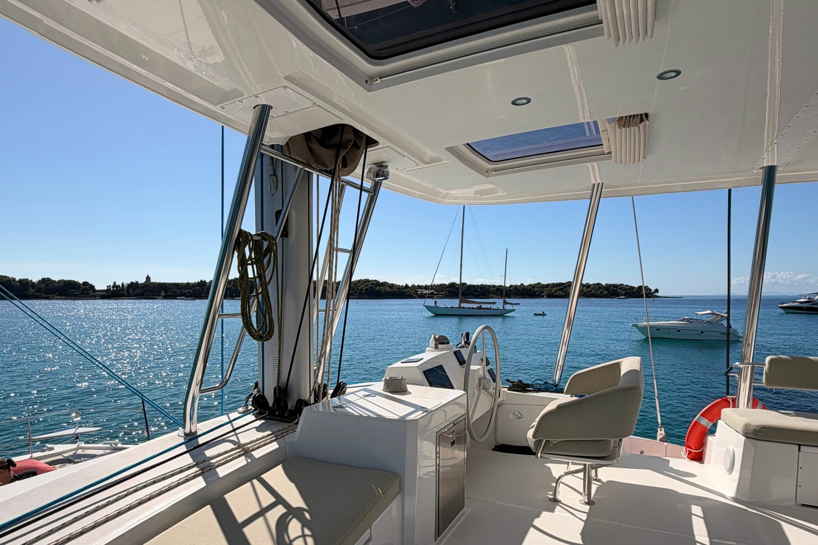 2024 Catana Bali 5.4 — GALOÉ