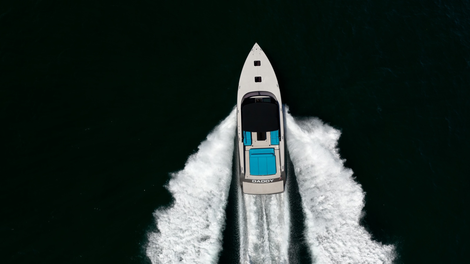 2015 VanDutch 55