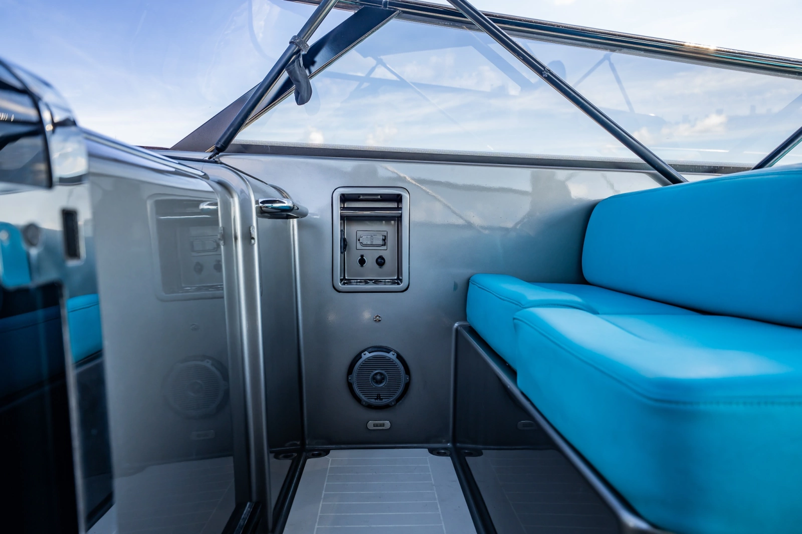 2015 VanDutch 55