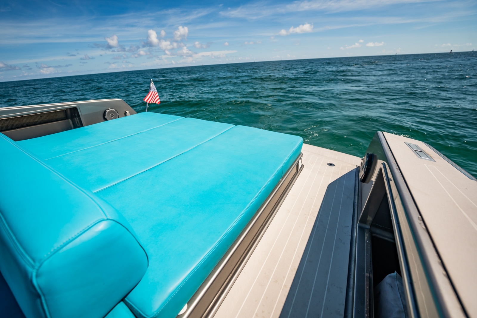 2015 VanDutch 55