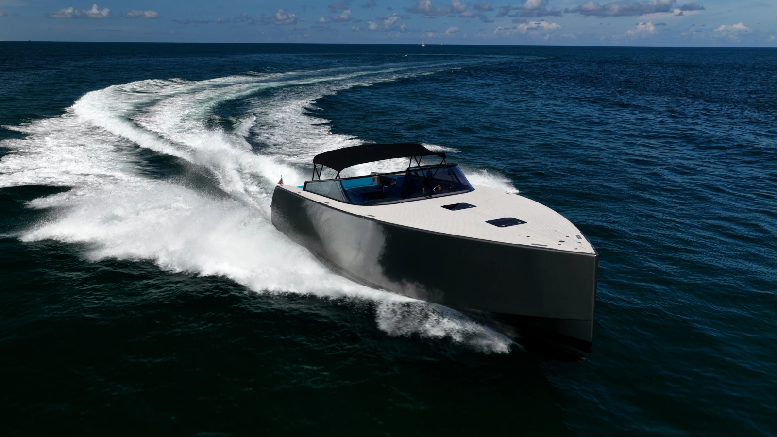 2015 VanDutch 55
