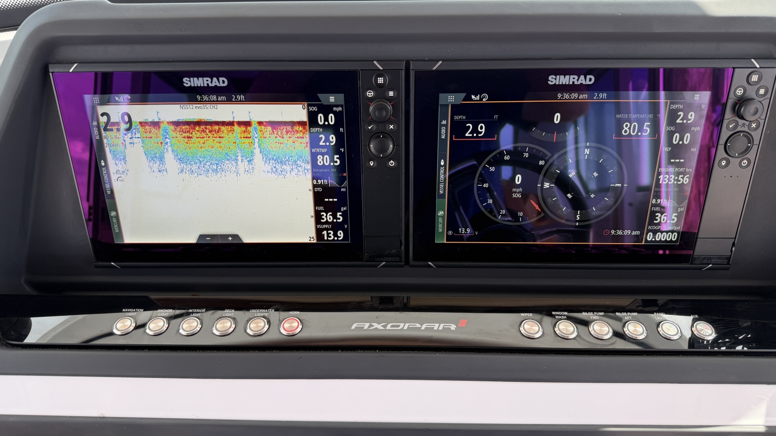2023 Axopar 28 Cabin w/Wet Bar