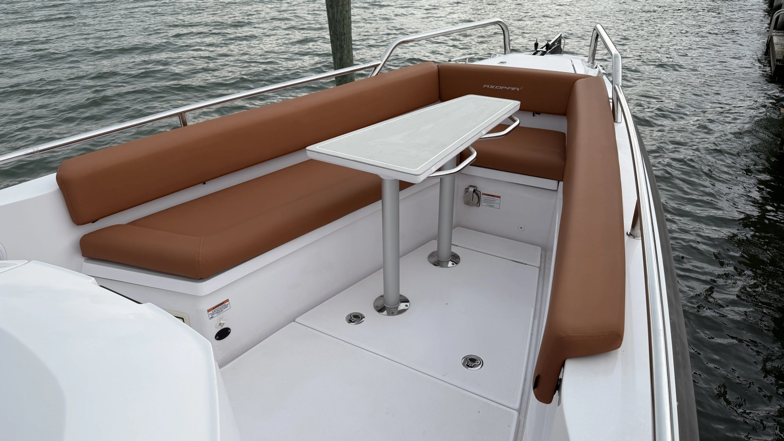 2023 Axopar 28 Cabin w/Wet Bar