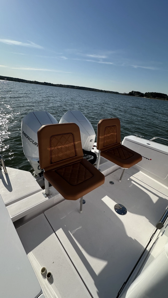 2023 Axopar 28 Cabin w/Wet Bar