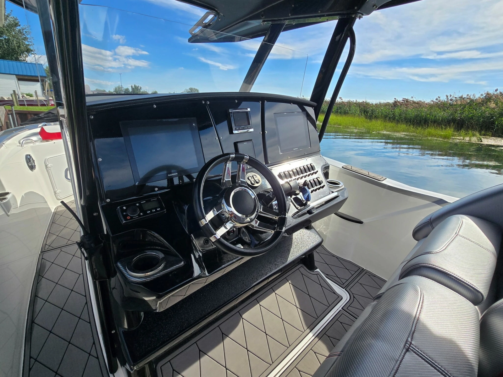 2017 Sunsation 32 CCX
