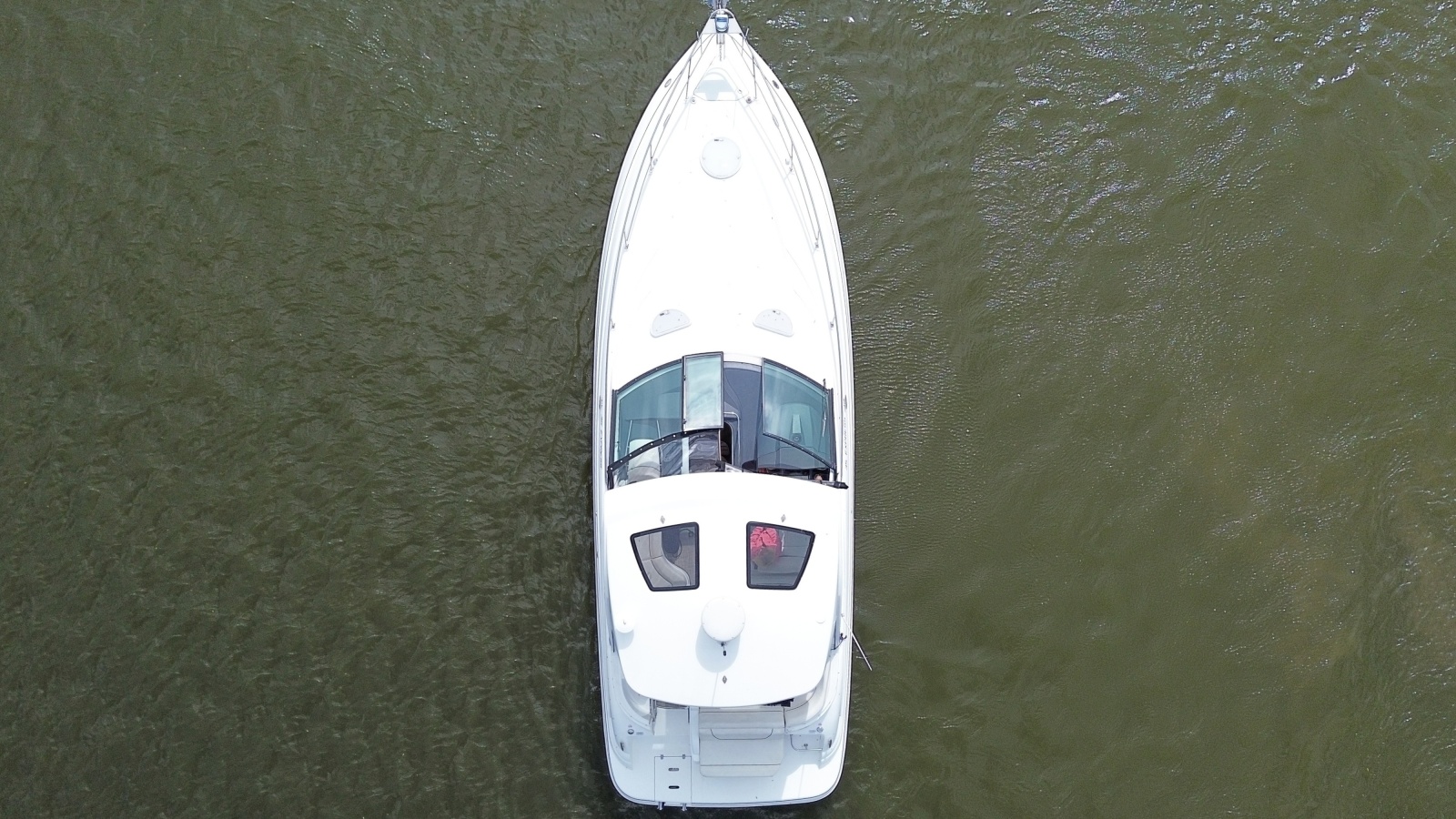 2018 Cruisers Yachts 35 Express
