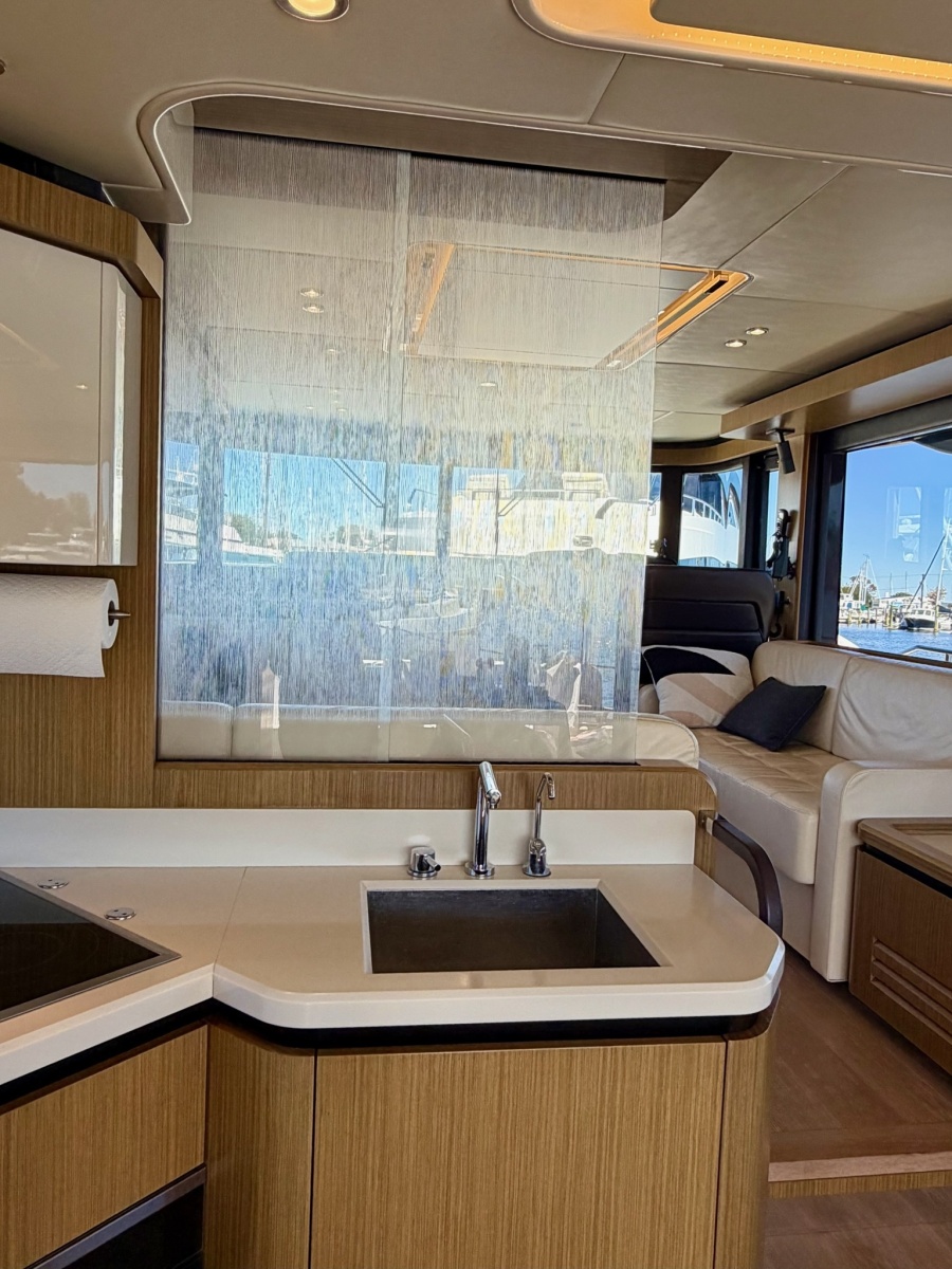 2017 Absolute Navetta 52