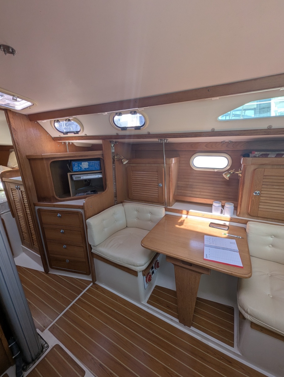 2005 Catalina 36 MkII