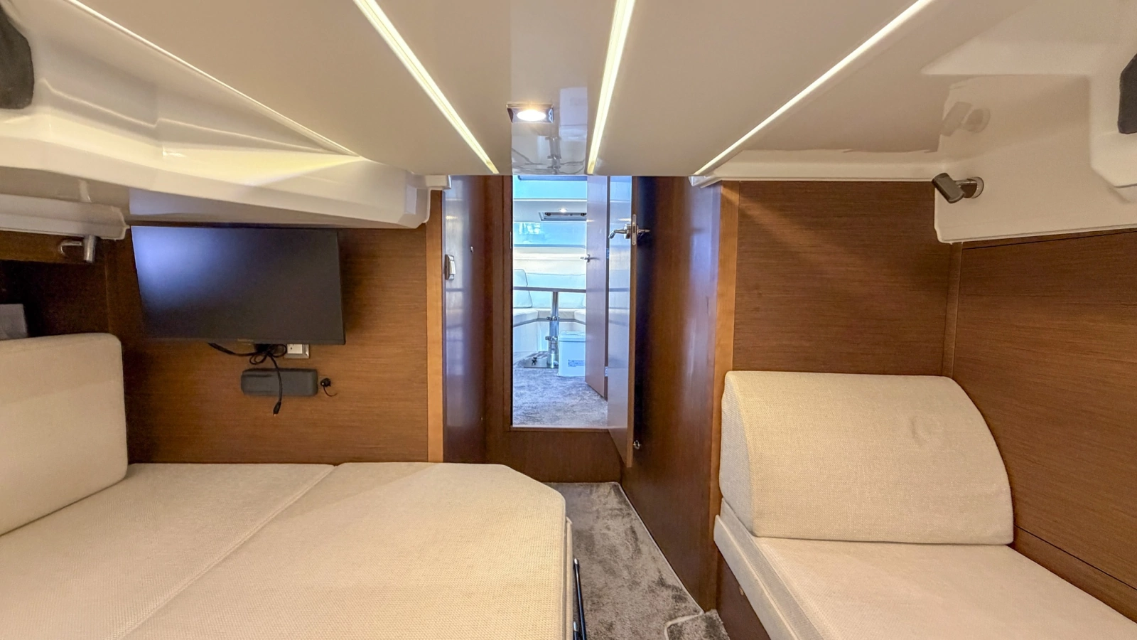 2021 Jeanneau Leader 12.5 WA