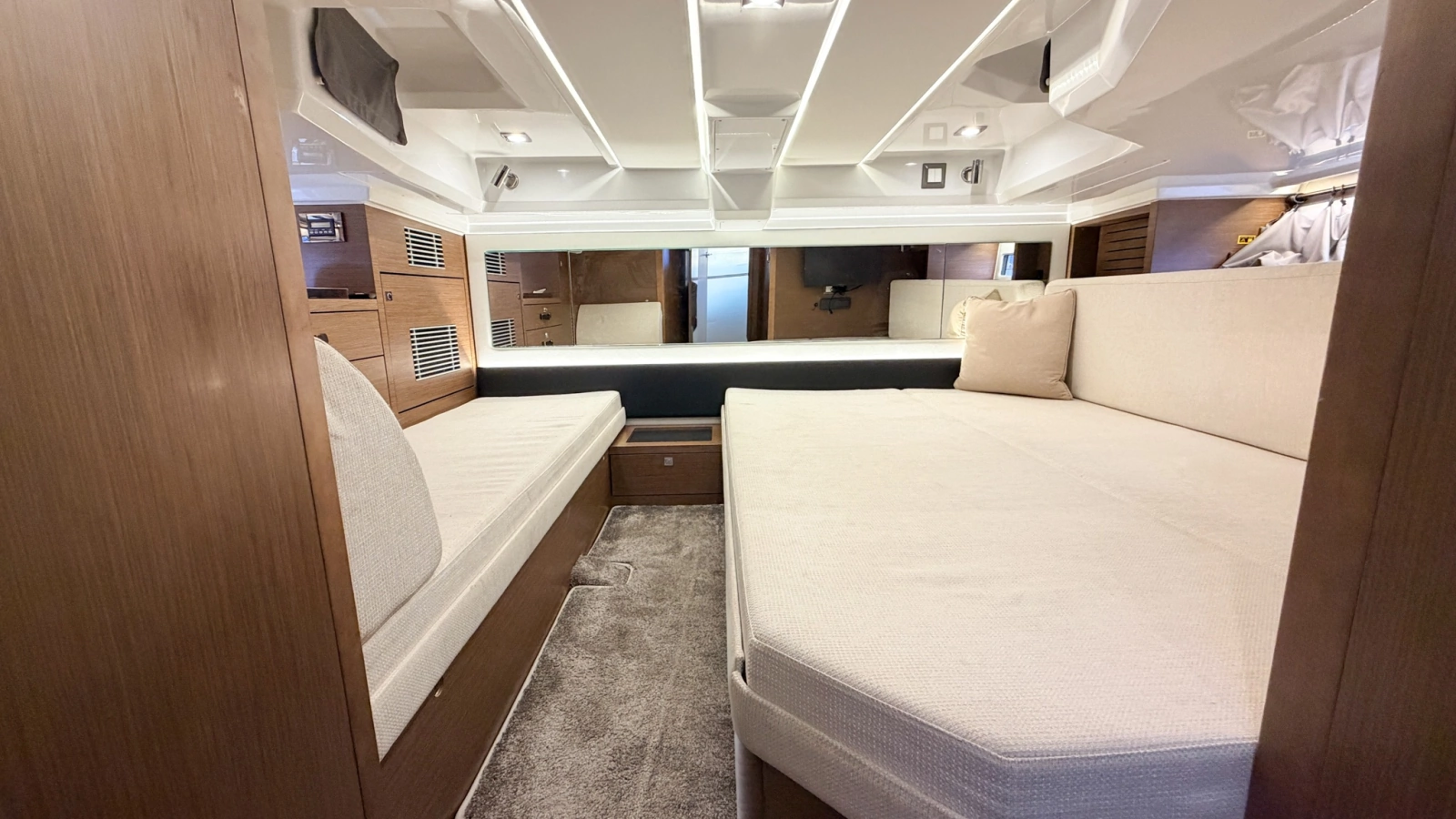 2021 Jeanneau Leader 12.5 WA