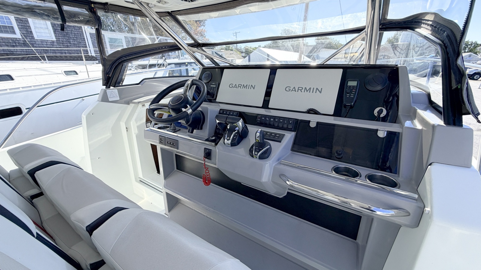 2021 Jeanneau Leader 12.5 WA — Variance