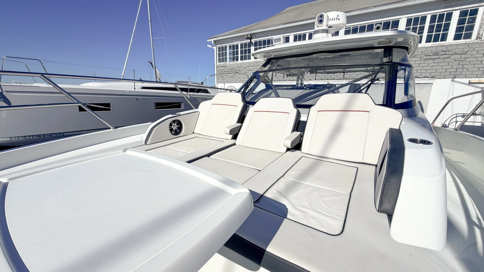 2021 Jeanneau Leader 12.5 WA