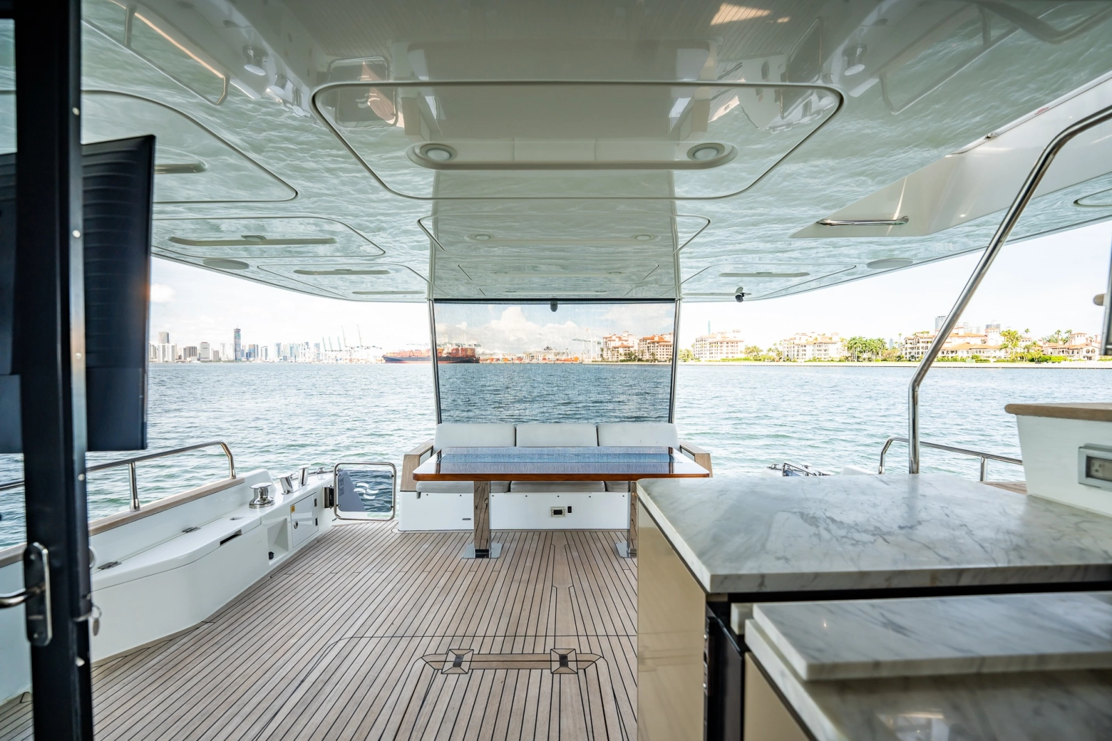 2023 Sirena 68