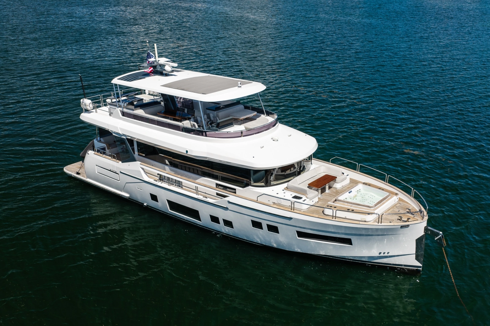 2023 Sirena 68