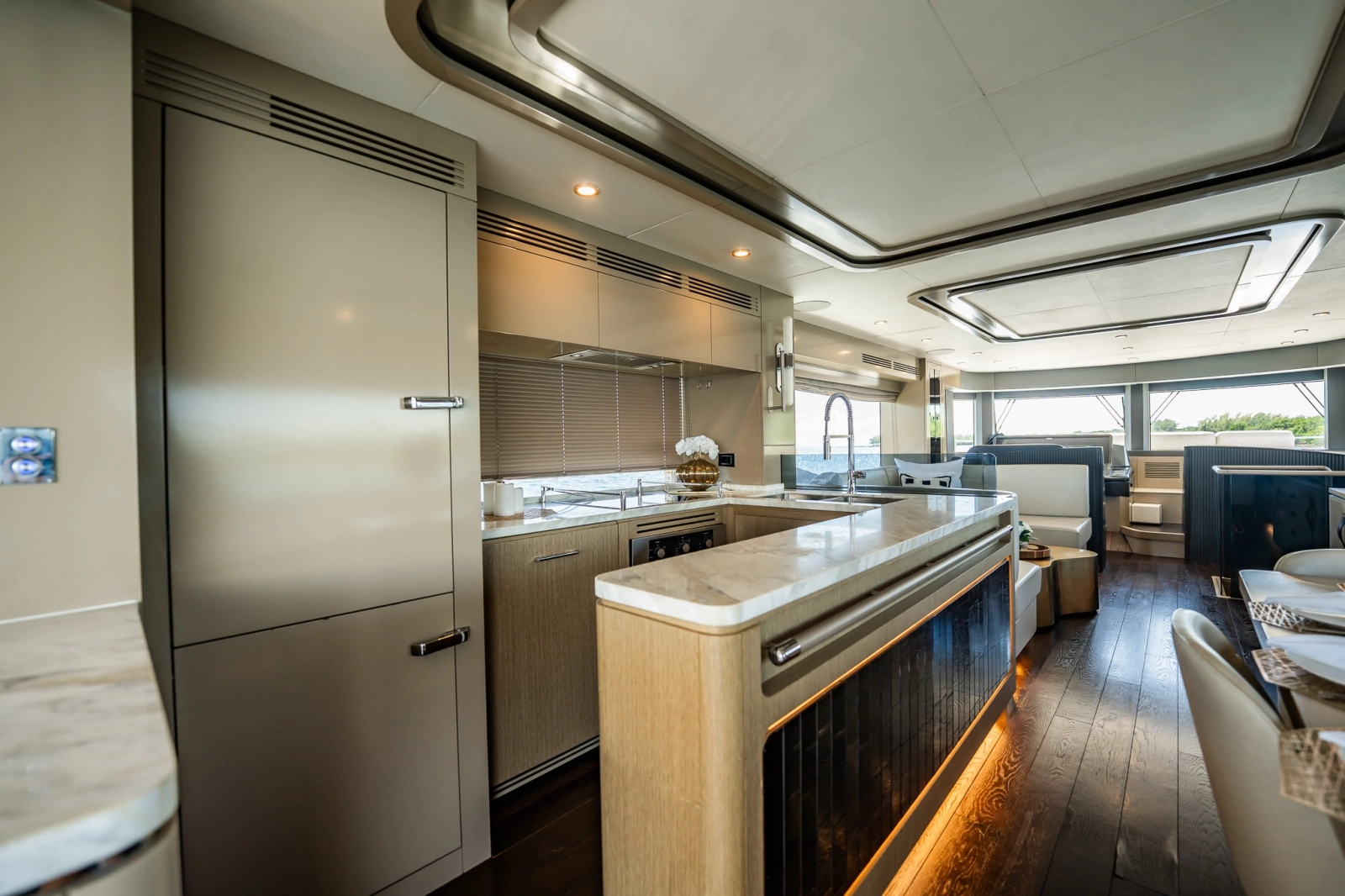 2023 Sirena 68
