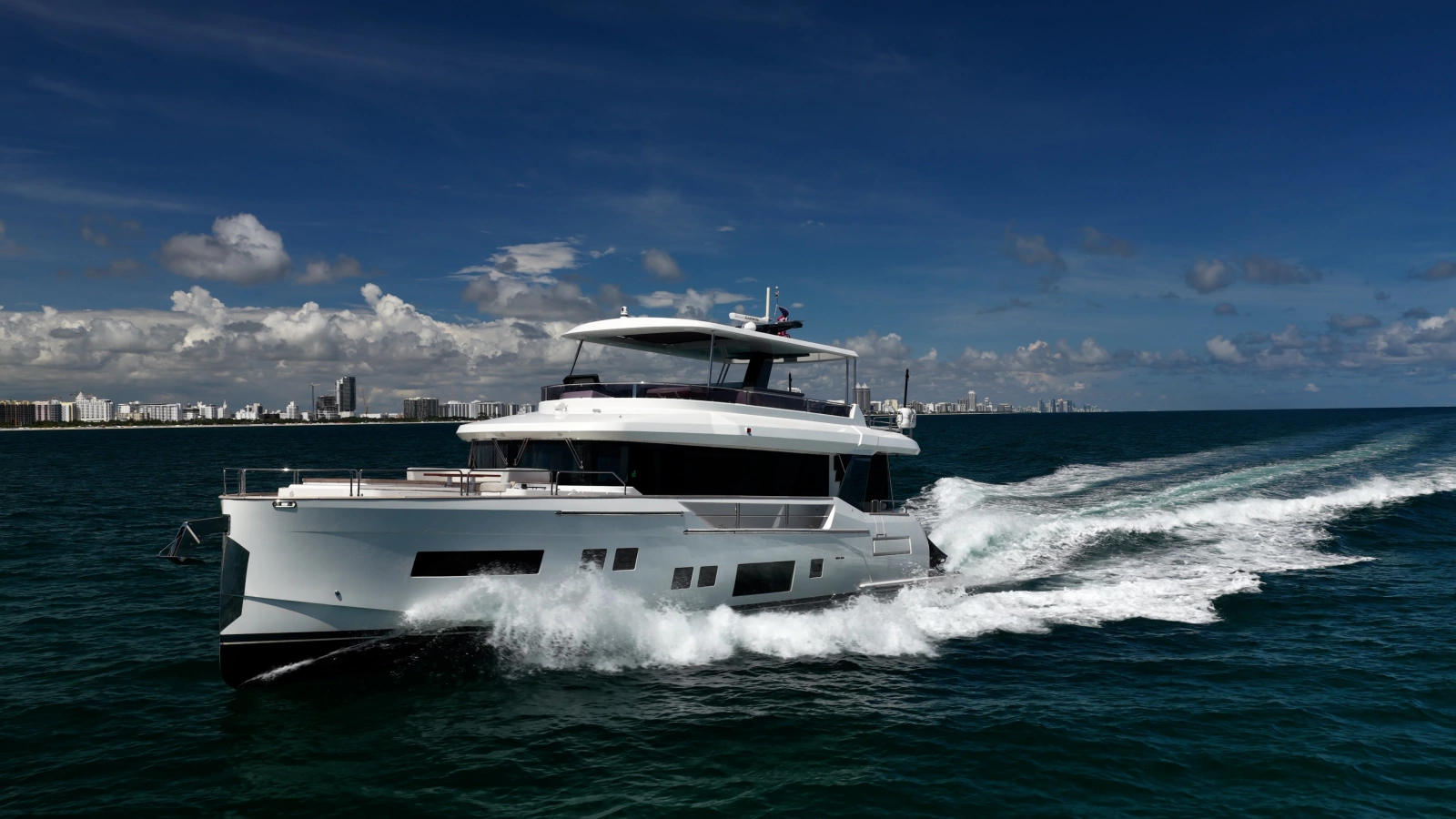 2023 Sirena 68