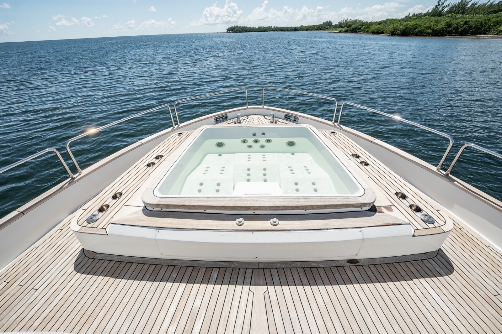 2023 Sirena 68 — IN SITE